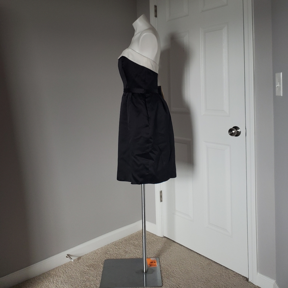 Event Dress - Picture 2 of 4